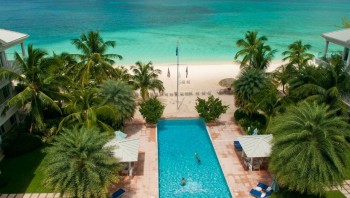 Hotels, Resorts & Condos in Grand Cayman 