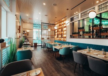 Agua Restaurant & Lounge 